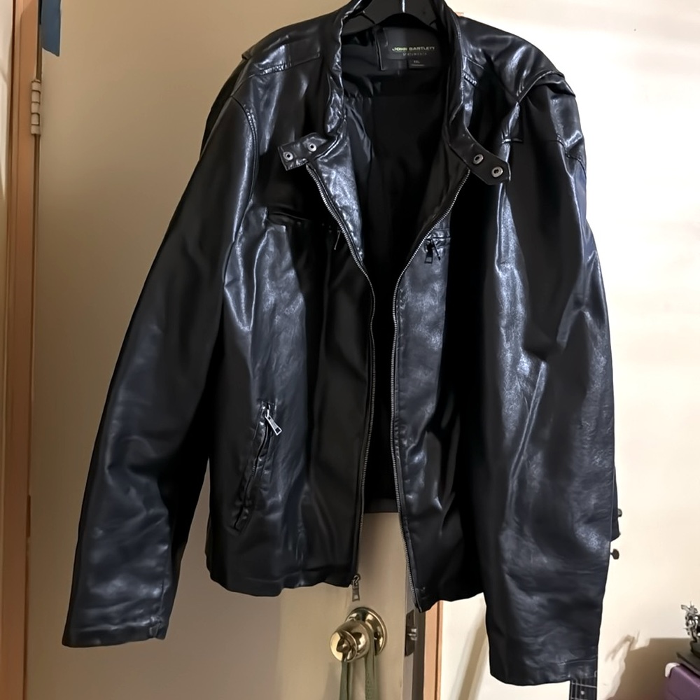 Men’s faux leather jacket.